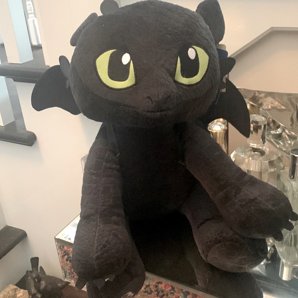 TOOTHLESS TRAIN DRAGON BAB NWT RARE - Picture 1 of 3